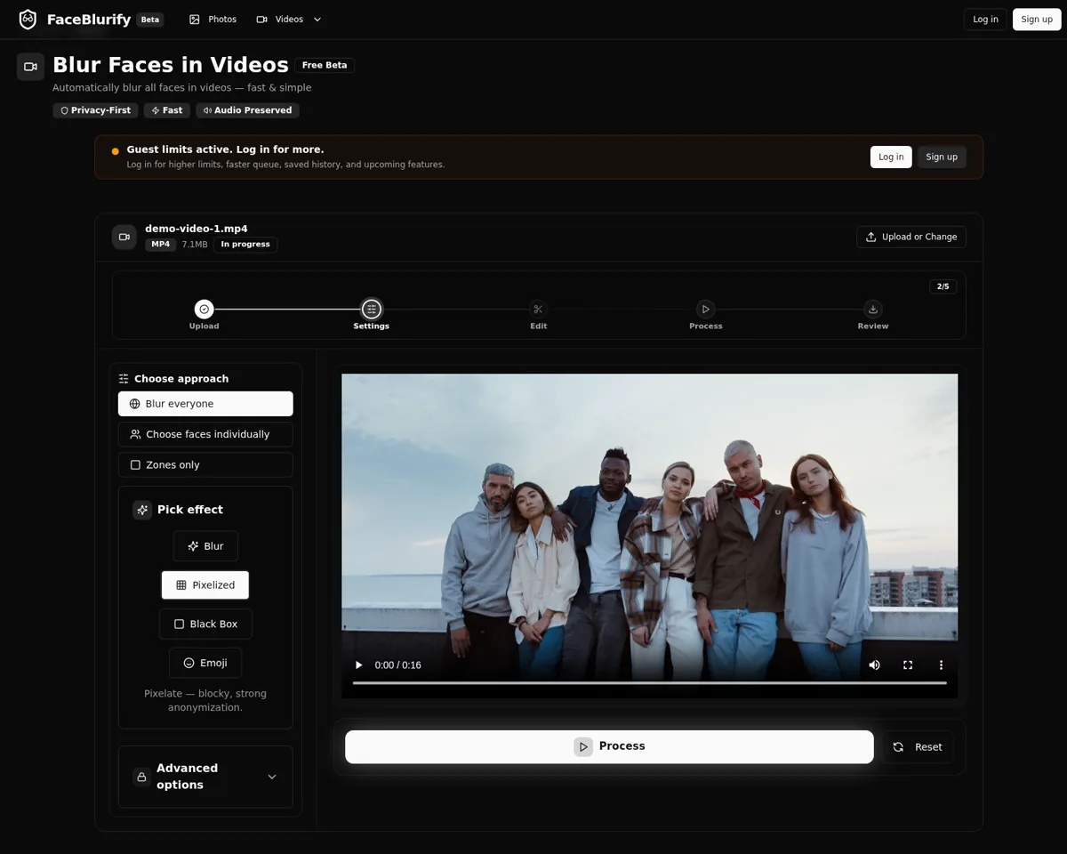 Workflow vidéo FaceBlurify avec un clip d'exemple téléversé